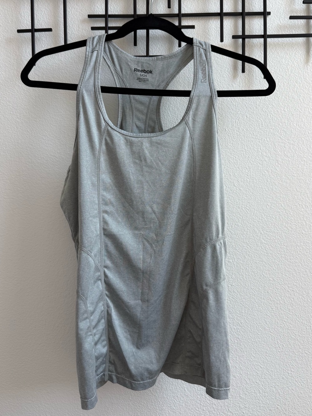 Reebok Women’s Gray Racerback Active Tank Top Size Small